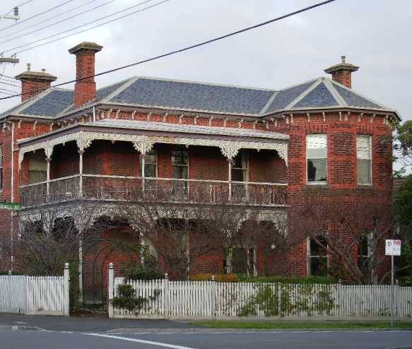 View of substantial Federation style Hawthorn House of Issac Isaacs